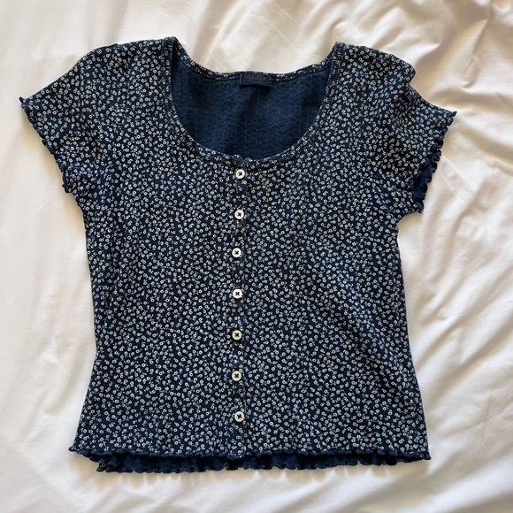 navy zelly top brandy melville - Picture 1 of 3